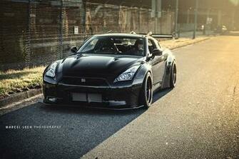 Liberty Walk Nissan Gtr Picture