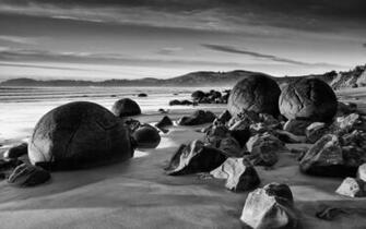 Black And White Stone Wallpaper Screensavers Walljpeg