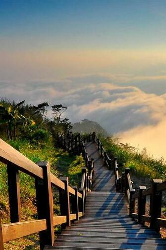 Stairway To Heaven iPhone Wallpaper