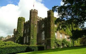 Palaces And Castles Wallpaper Noname