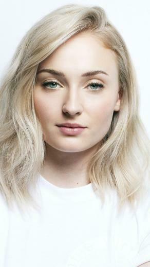 Beautiful Eyes Pretty Sophie Turner Wallpaper