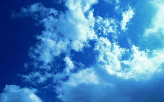 White Clouds And Blue Sky Wallpaper