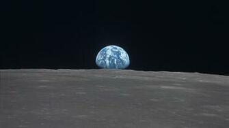 Earthrise On Moon Day By Microsoft Wallpaper