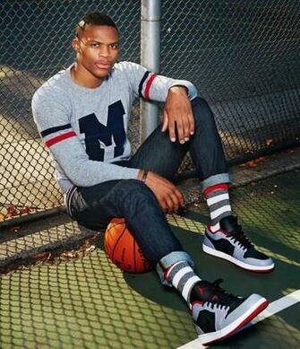Russell Westbrook With Hot Girlfriend New Pictures
