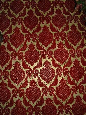 Damask Wallpaper Comwallpaper By Vintage Valentine
