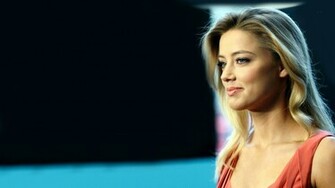 Amber Heard HD Pixel Popular Wallpaper