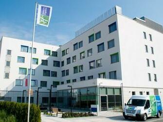 Zdjcie Holiday Inn Express Warsaw Airport HD Walls Find Wallpaper
