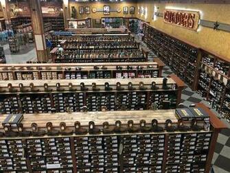 Cavender S Western Outfitter To Sell Boots And Hats At First