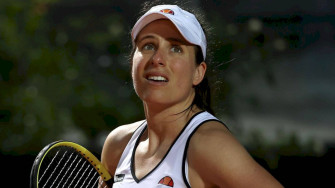 Determined Johanna Konta Looking Up Wallpaper