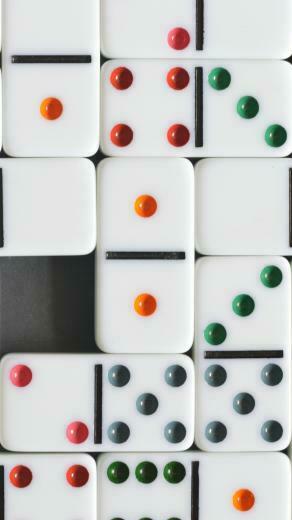 Wallpaper Dominoes Dice Board Games iPhone