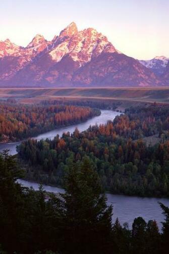 Grand Tetons iPhone Wallpaper