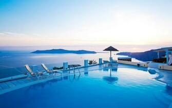 Superior Hotel Travelers Booking