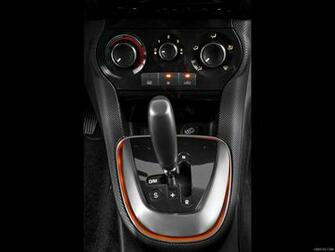 Fiat Bravo Essence 16v E Torq Dualogic Interior Wallpaper