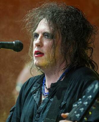 Robert Smith Musician Wikipedia