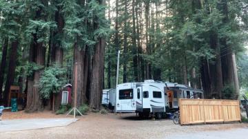 Spring Break Readers On Vacation Beyond The Acorn
