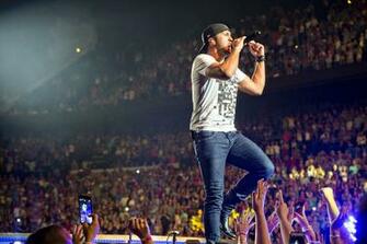 Luke Bryan Wallpaper Image Photos Pictures Background
