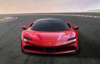 Ferrari Sf90 Stradale Exterior Photos Carbuzz
