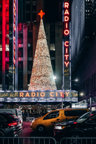iPhone Christmas Wallpaper Radio City Music Hall