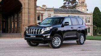 Wallpaper Toyota Land Cruiser Prado Side