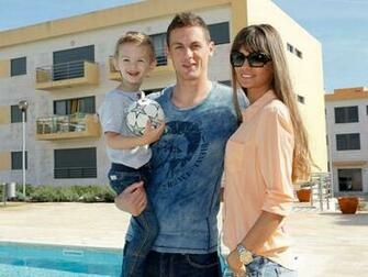 Nemanja Mati Wife Aleksandra Matic Photos Football HD