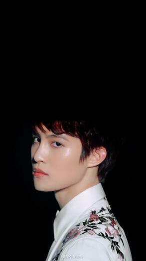 On Wayv Weishenv V Phone Wallpaper Like
