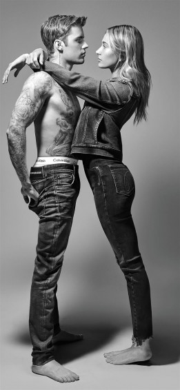Hailey Bieber And Justin Calvin Klien iPhone Wallpaper