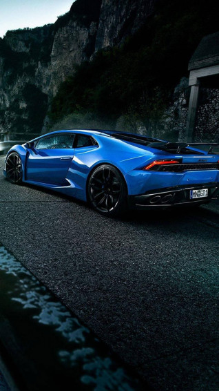 iPhone Lamborghini Wallpaper