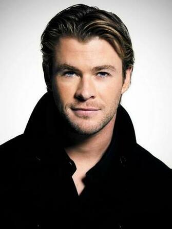 Chris Hemsworth Hollywood Actors Wallpaper