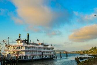 Astoria Oregon Columbia River Boat Wallpaper