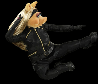 Missy Piggy The Muppets Characters Disney Uk