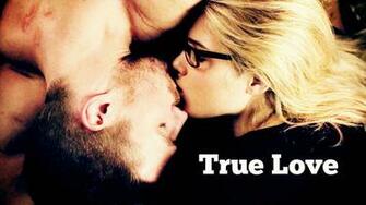 Oliver And Felicity Wallpaper