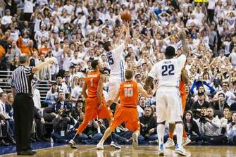 Villanova Photo Of The Year Matchup Cheerleader Move Vs Arch S