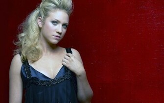 Brittany Snow Wallpaper Grasscloth