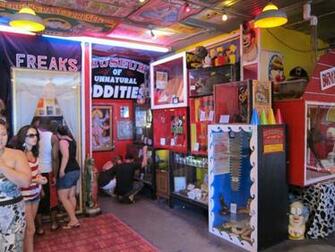 Venice Beach Freak Show Boing