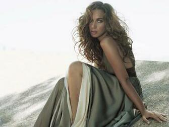 Leona Lewis Wallpaper