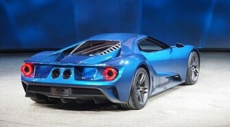 Ford Gt The Blue Oval S New Carbonfibre Supercar Is Here