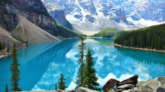 Moraine Lake Wallpaper