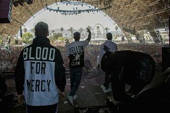 Yellow Claw Wallpaper Background