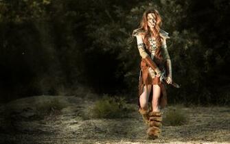 Skyrim Fantasy Weapons Sword Women Models Cosplay Reheads Sexy Babes