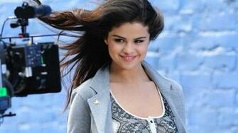 Selena Gomez Pics FHDq Wallpaper For
