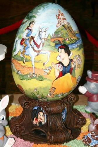 Disney Land Easter Eggs Snow White Wallpaper