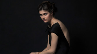 Alexandra Daddario Laptop HD 4k Wallpaper Image