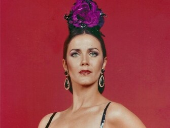 Lynda Carter Wallpaper
