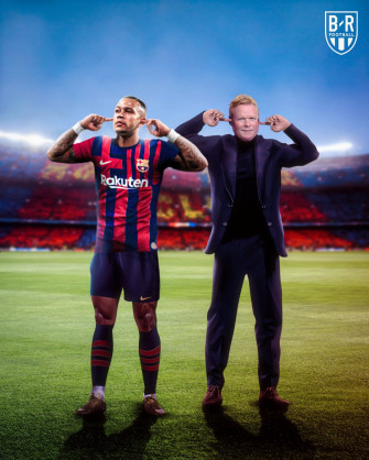 B R Football On Official Barcelona Sign Memphis Depay