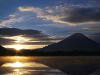 Wallpaper Mountain Sunrise