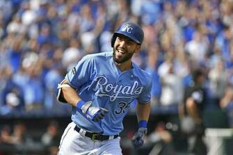 Mlb Agency Cardinals Pursuing Eric Hosmer Daily Dish