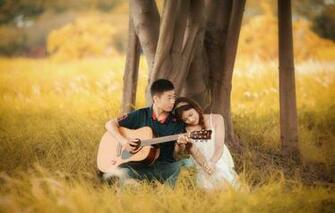 Wallpaper Guitar Love Grass Tree Romantic Couple Playing