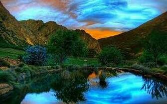 Beautiful And Amazing Mountain Lake Pictures