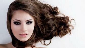 Hair Model Girl Wallpaper HD Background