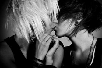 Kissing Kiss Mood Love Sexy Wallpaper